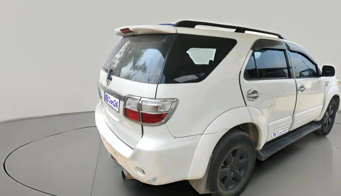 2011 Toyota Fortuner 3.0 4X4 MT, Diesel, Manual, 2,39,046 km, exterior