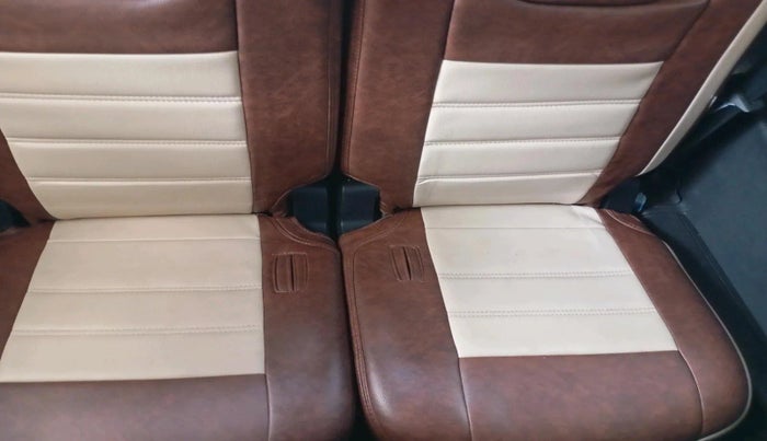 2020 Mahindra XUV500 W11 AT, Diesel, Automatic, 9,51,330 km, interior