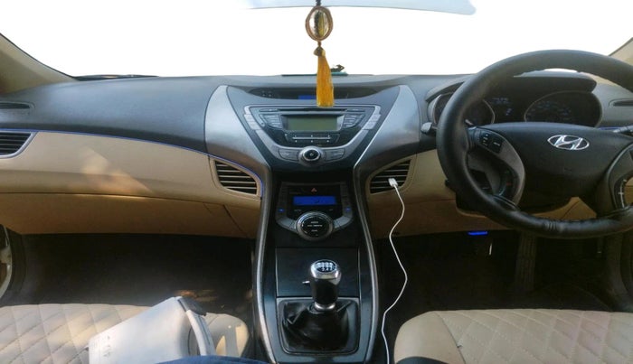 2014 Hyundai New Elantra 1.6 S MT DIESEL, Diesel, Manual, 89,195 km, interior