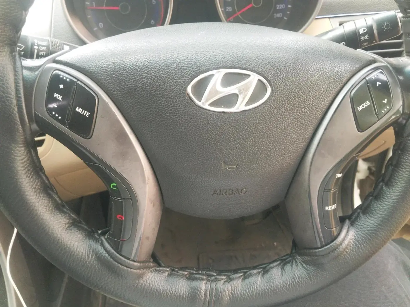 2014 Hyundai New Elantra 1.6 S MT DIESEL, Diesel, Manual, 89,195 km, interior