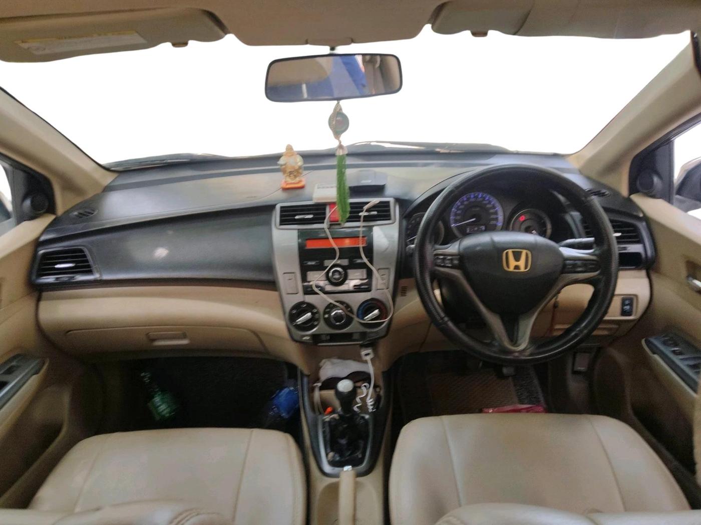 2012 Honda City 1.5L I-VTEC V MT, CNG, Manual, 1,08,546 km, interior