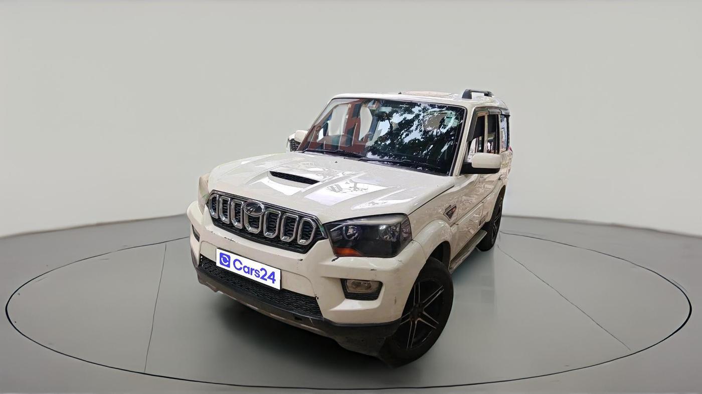 2015 Mahindra Scorpio S4 PLUS, Diesel, Manual, 1,68,438 km, exterior