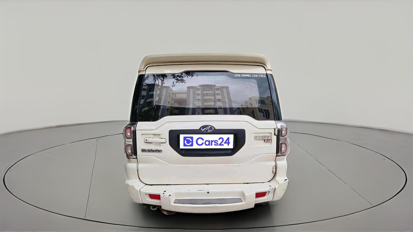 2015 Mahindra Scorpio S4 PLUS, Diesel, Manual, 1,68,438 km, exterior