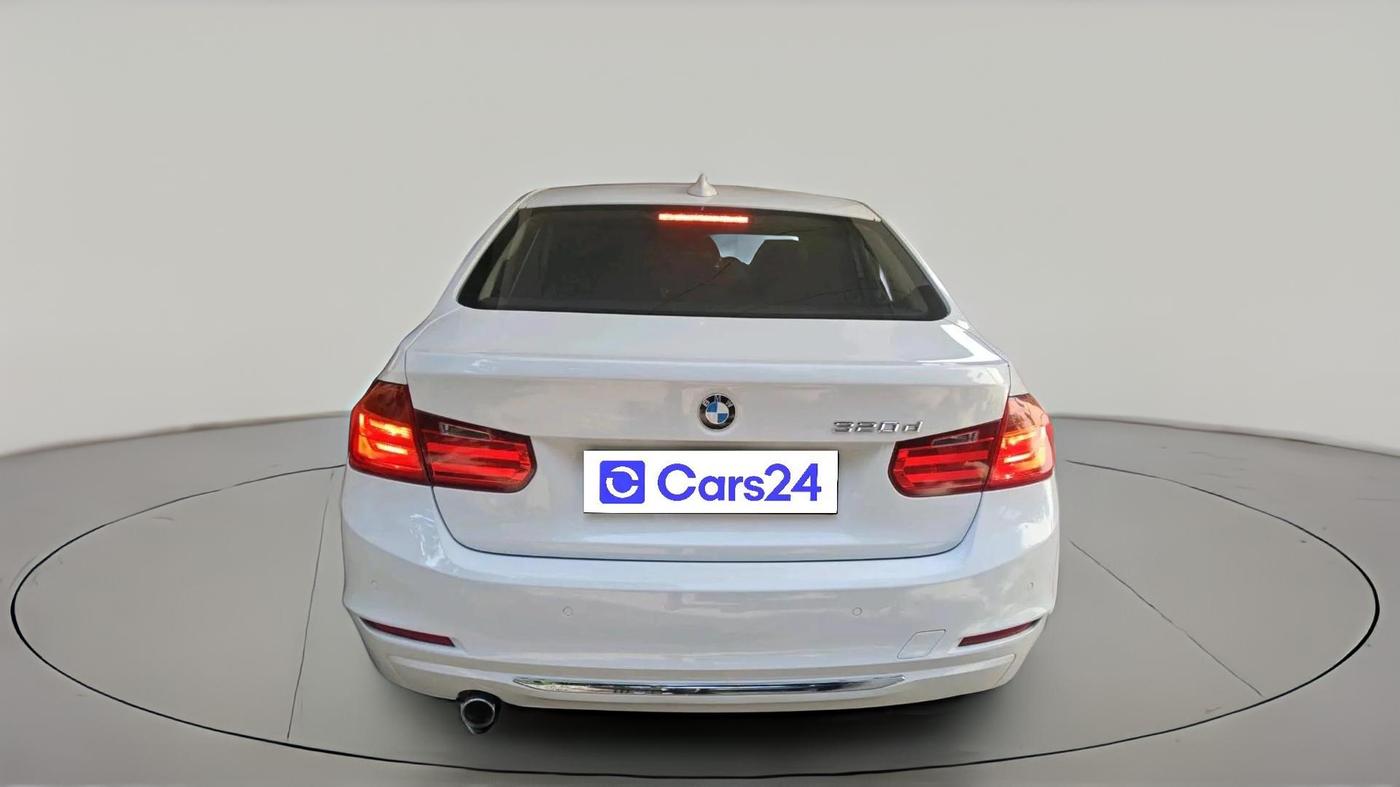 2014 BMW 3 Series 320D LUXURYLINE, Diesel, Automatic, 1,01,597 km, exterior