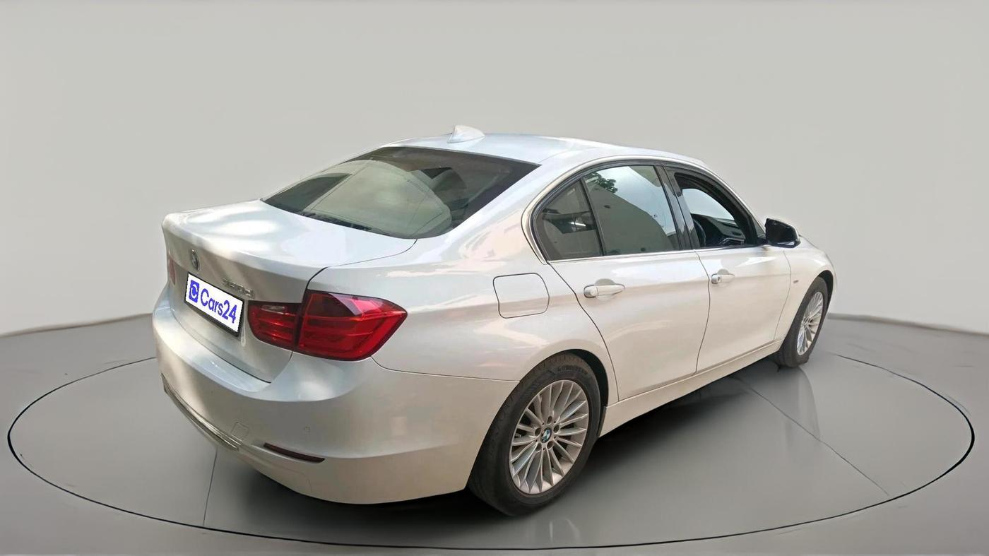 2014 BMW 3 Series 320D LUXURYLINE, Diesel, Automatic, 1,01,597 km, exterior