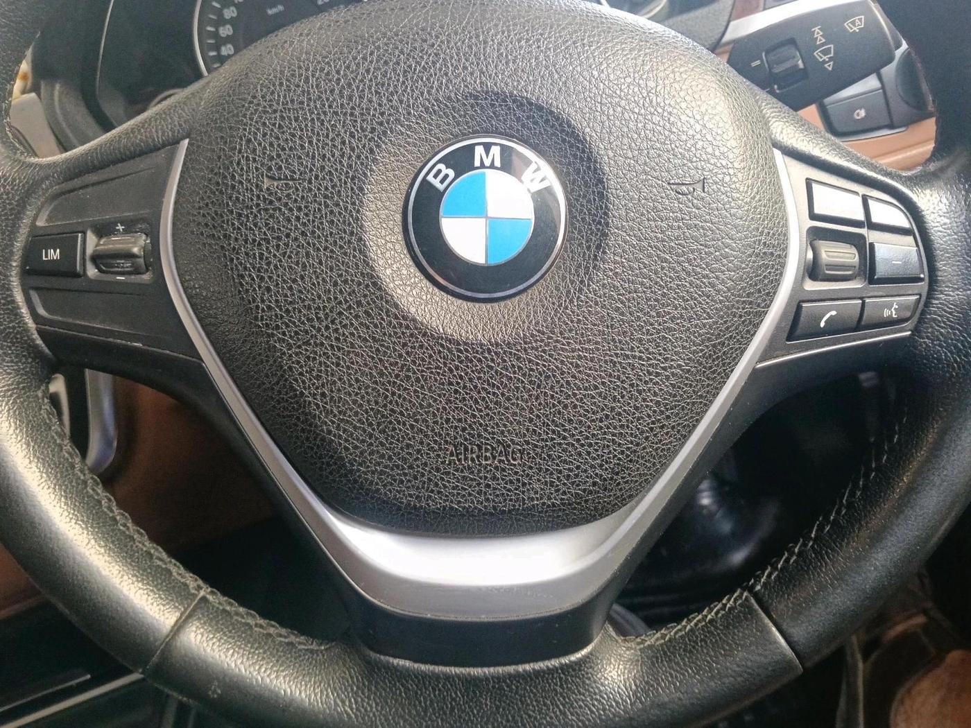 2014 BMW 3 Series 320D LUXURYLINE, Diesel, Automatic, 1,01,597 km, interior