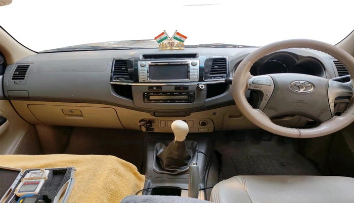 2012 Toyota Fortuner 3.0 4X2 MT, Diesel, Manual, 3,57,036 km, interior