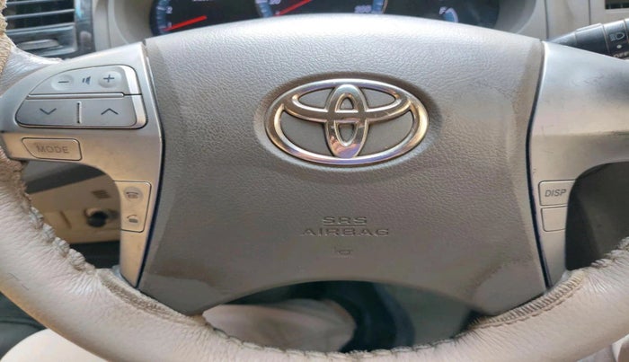 2012 Toyota Fortuner 3.0 4X2 MT, Diesel, Manual, 3,57,036 km, interior