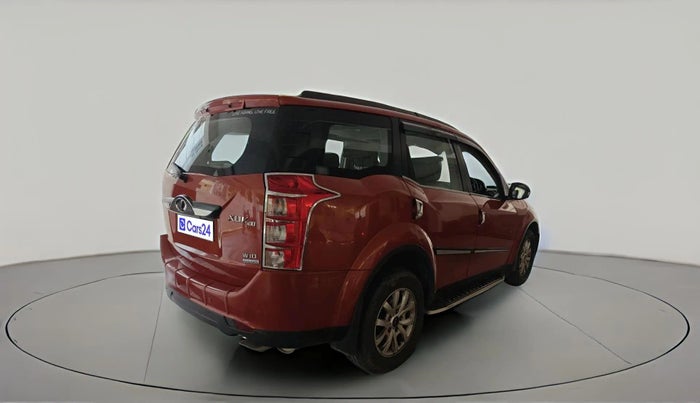 2016 Mahindra XUV500 W10 AT, Diesel, Automatic, 52,305 km, exterior