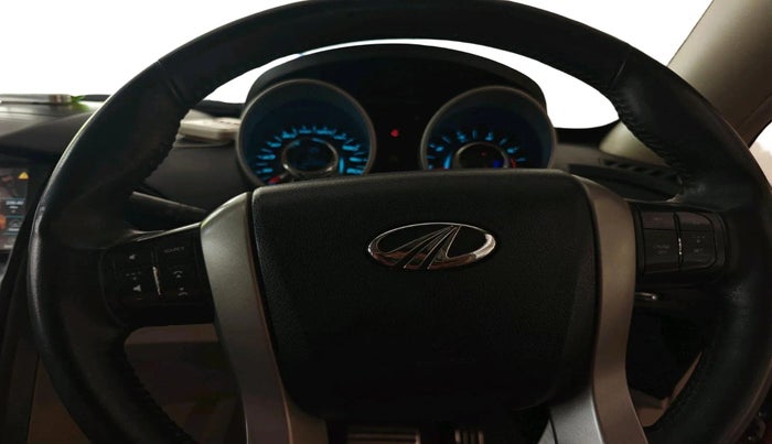 2016 Mahindra XUV500 W10 AT, Diesel, Automatic, 52,305 km, interior