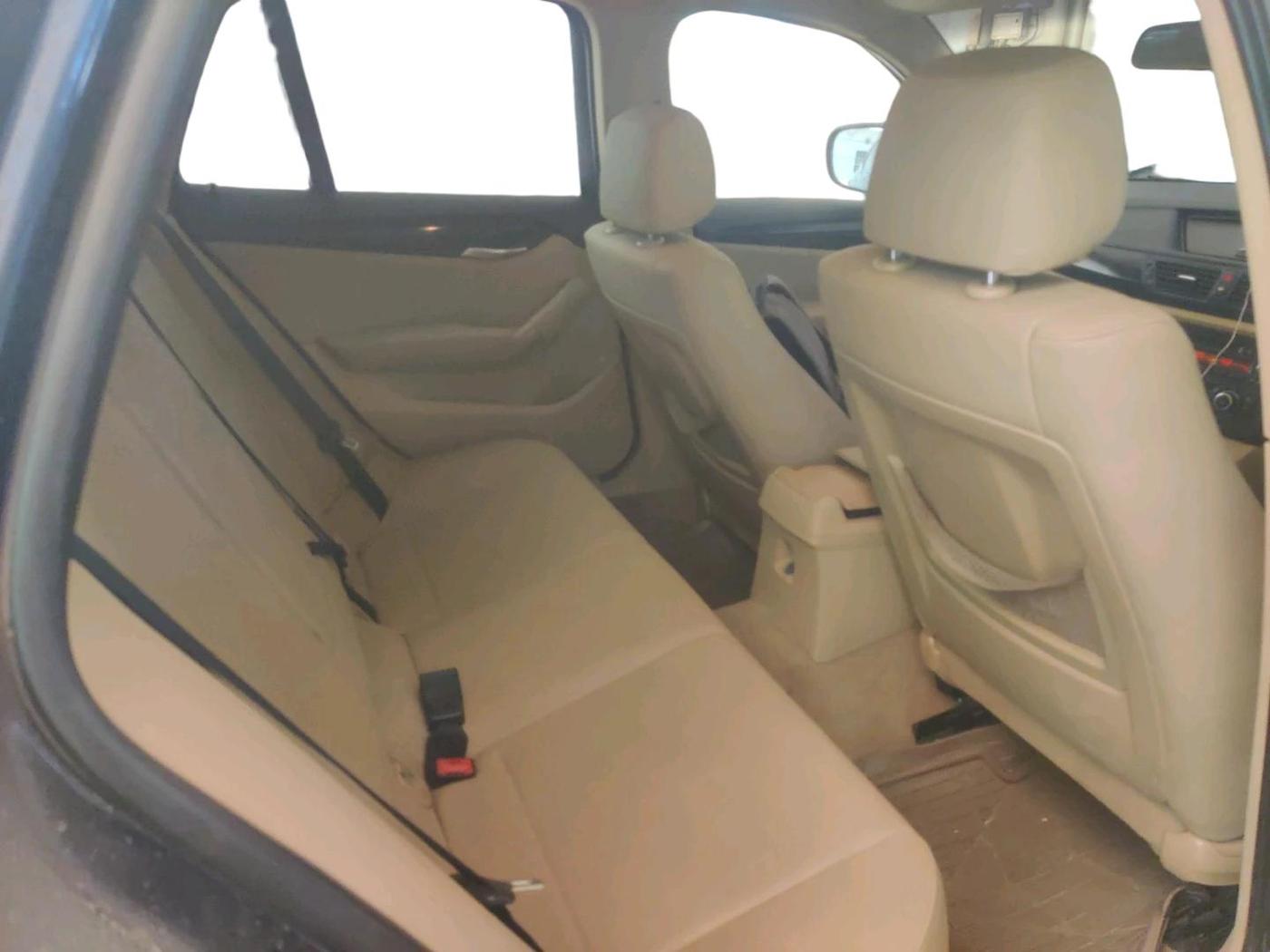2012 BMW X1 sDrive20d, Diesel, Automatic, 1,20,871 km, interior