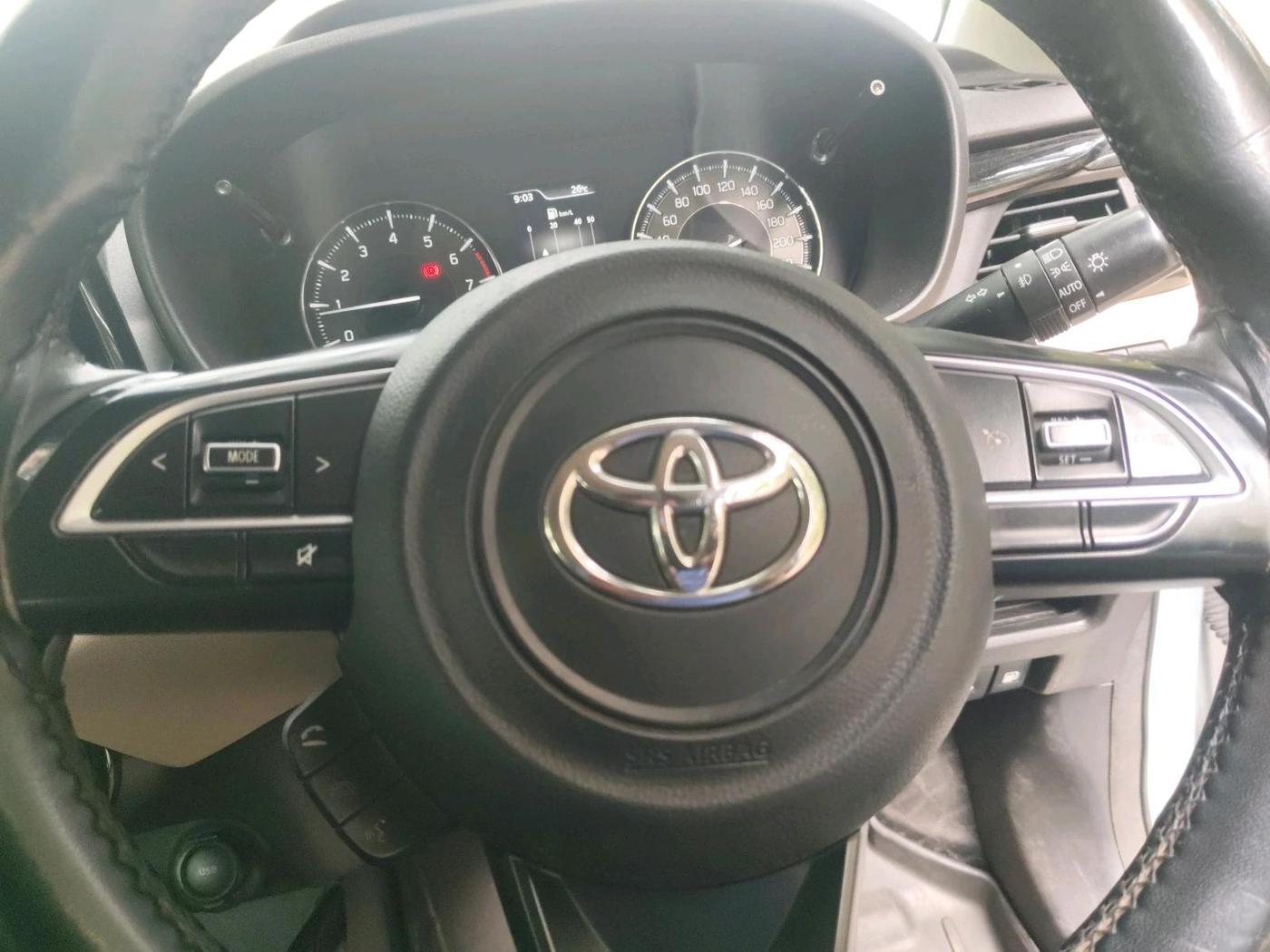 2022 Toyota Glanza V AMT, Petrol, Automatic, 39,433 km, interior