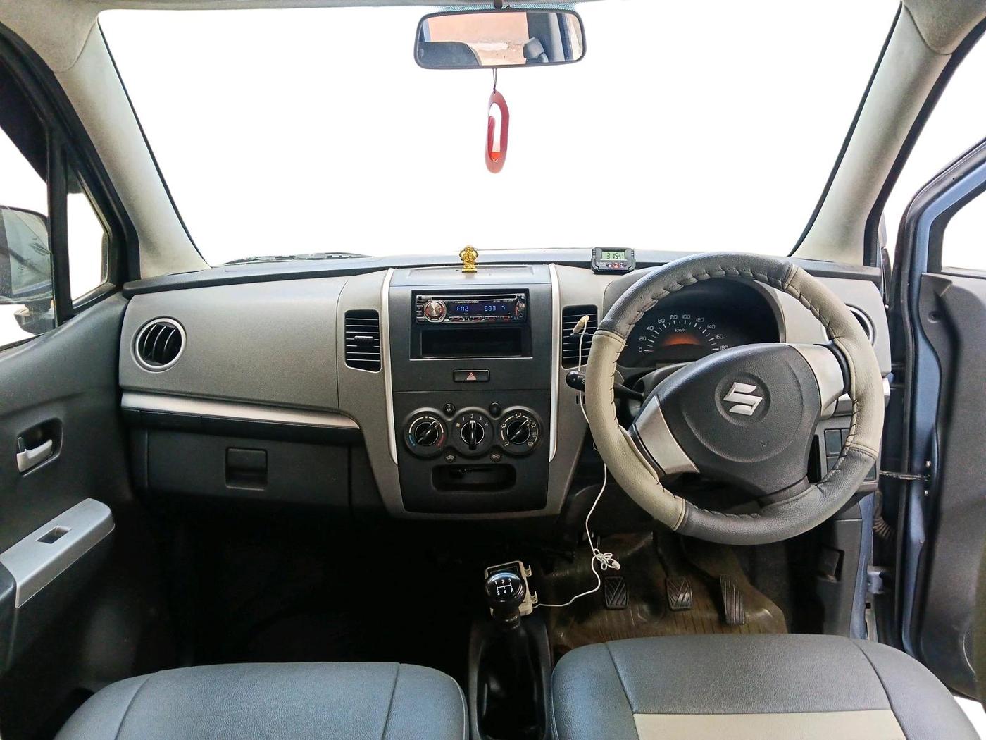 2011 Maruti Wagon R 1.0 LXI, Petrol, Manual, 27,404 km, interior