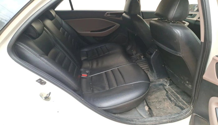 2017 Hyundai Elite i20 ASTA 1.2, Petrol, Manual, 1,42,829 km, interior