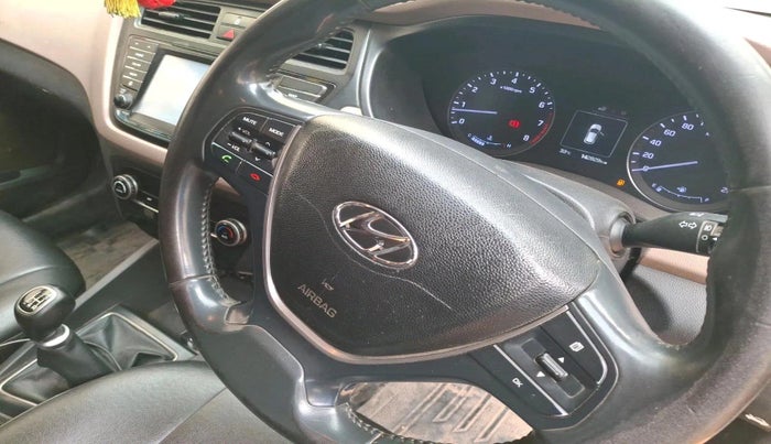 2017 Hyundai Elite i20 ASTA 1.2, Petrol, Manual, 1,42,829 km, interior