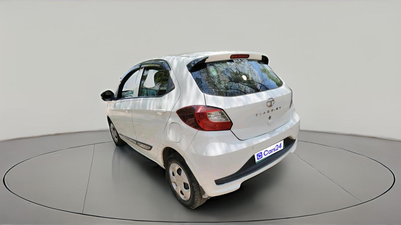 2023 Tata TIAGO EV XT LONG RANGE, Electric, Automatic, 49,852 km, exterior