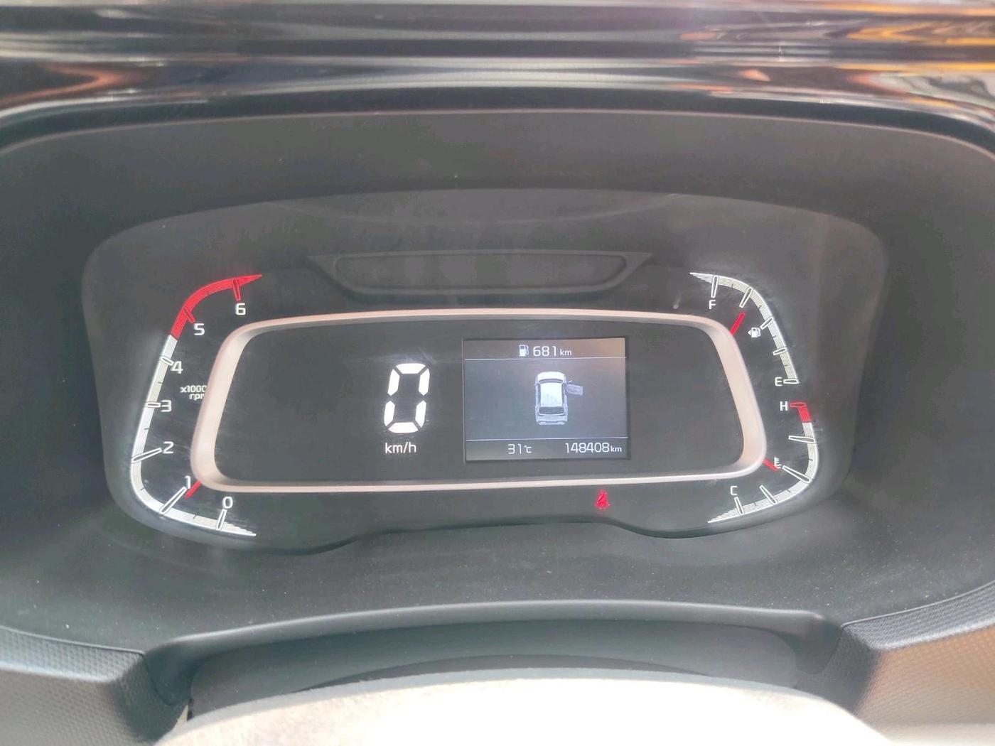 2021 KIA SONET HTX 1.5, Diesel, Manual, 1,48,408 km, interior