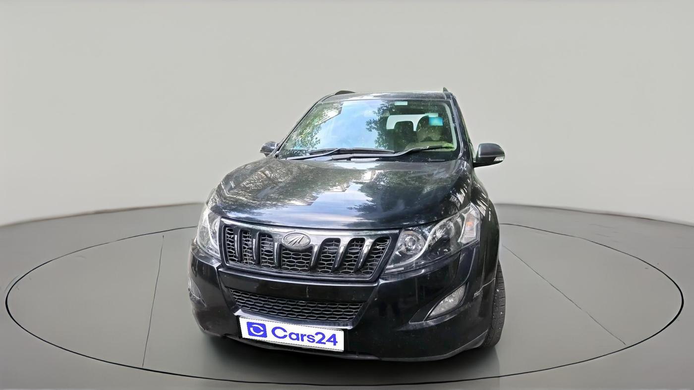 2017 Mahindra XUV500 W6, Diesel, Manual, 1,46,760 km, exterior