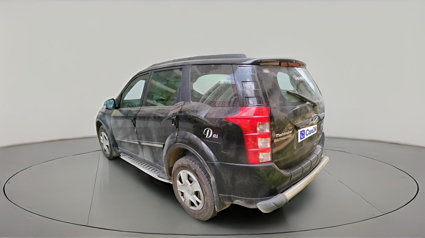 2017 Mahindra XUV500 W6, Diesel, Manual, 1,46,760 km, exterior