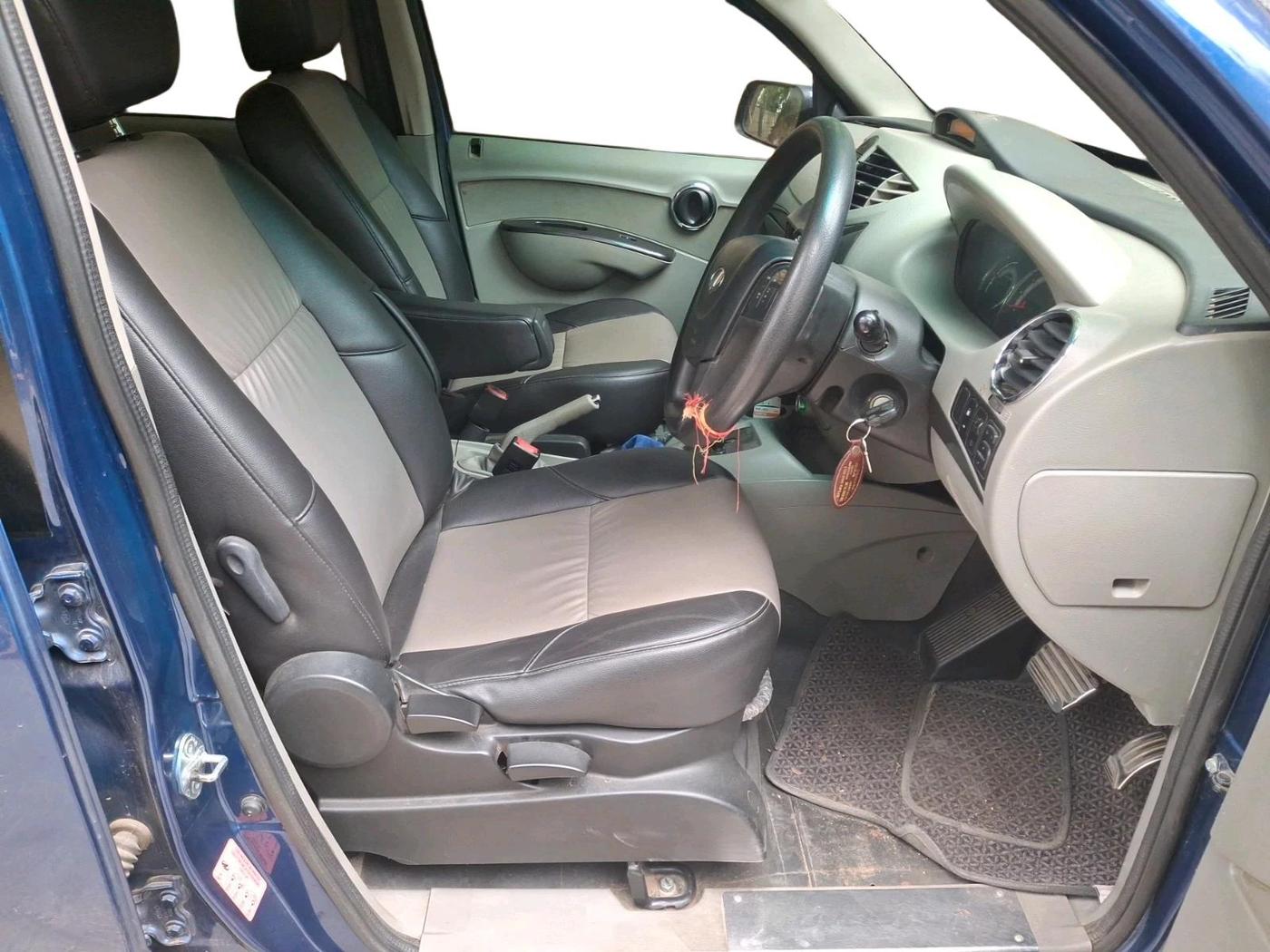 2016 Mahindra NUVOSPORT N8 AMT, Diesel, Automatic, 70,460 km, interior