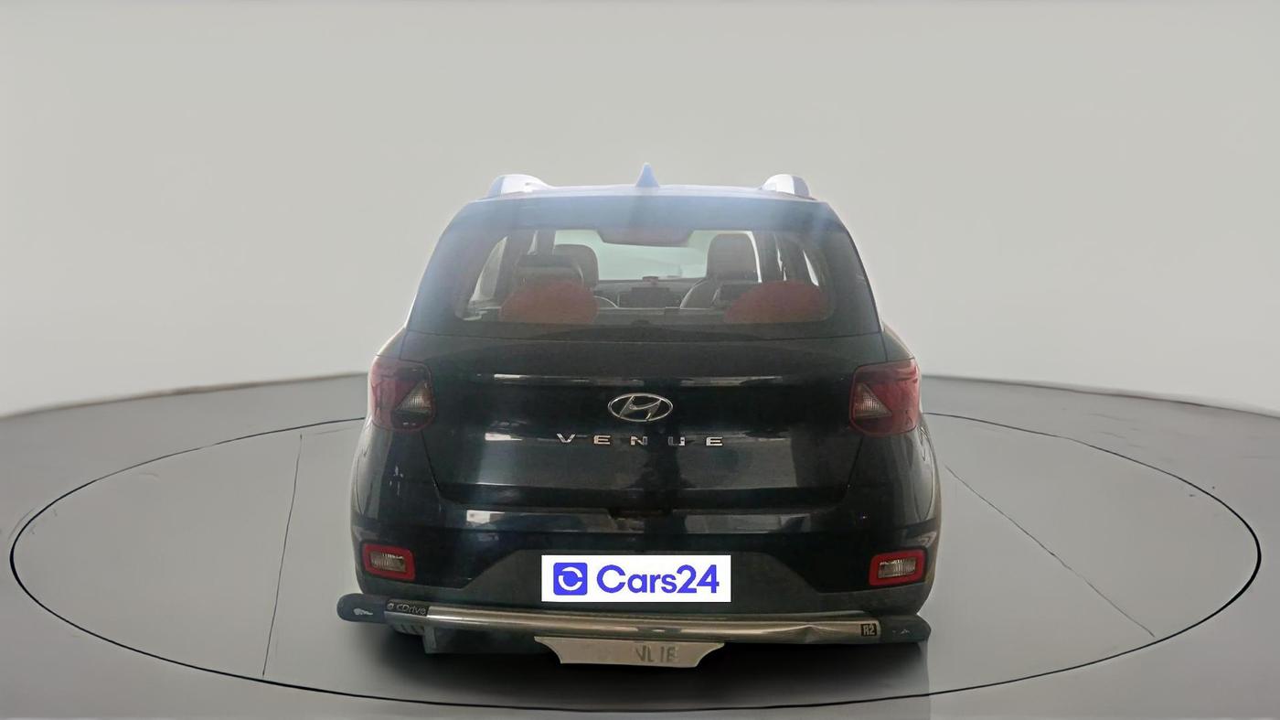 2020 Hyundai VENUE S+ 1.2, Petrol, Manual, 27,687 km, exterior