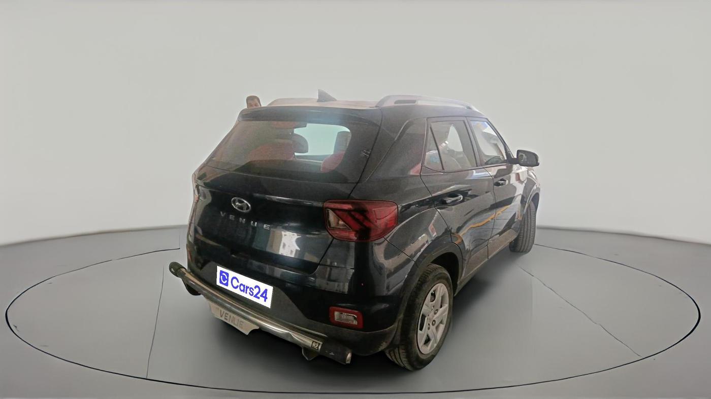 2020 Hyundai VENUE S+ 1.2, Petrol, Manual, 27,687 km, exterior
