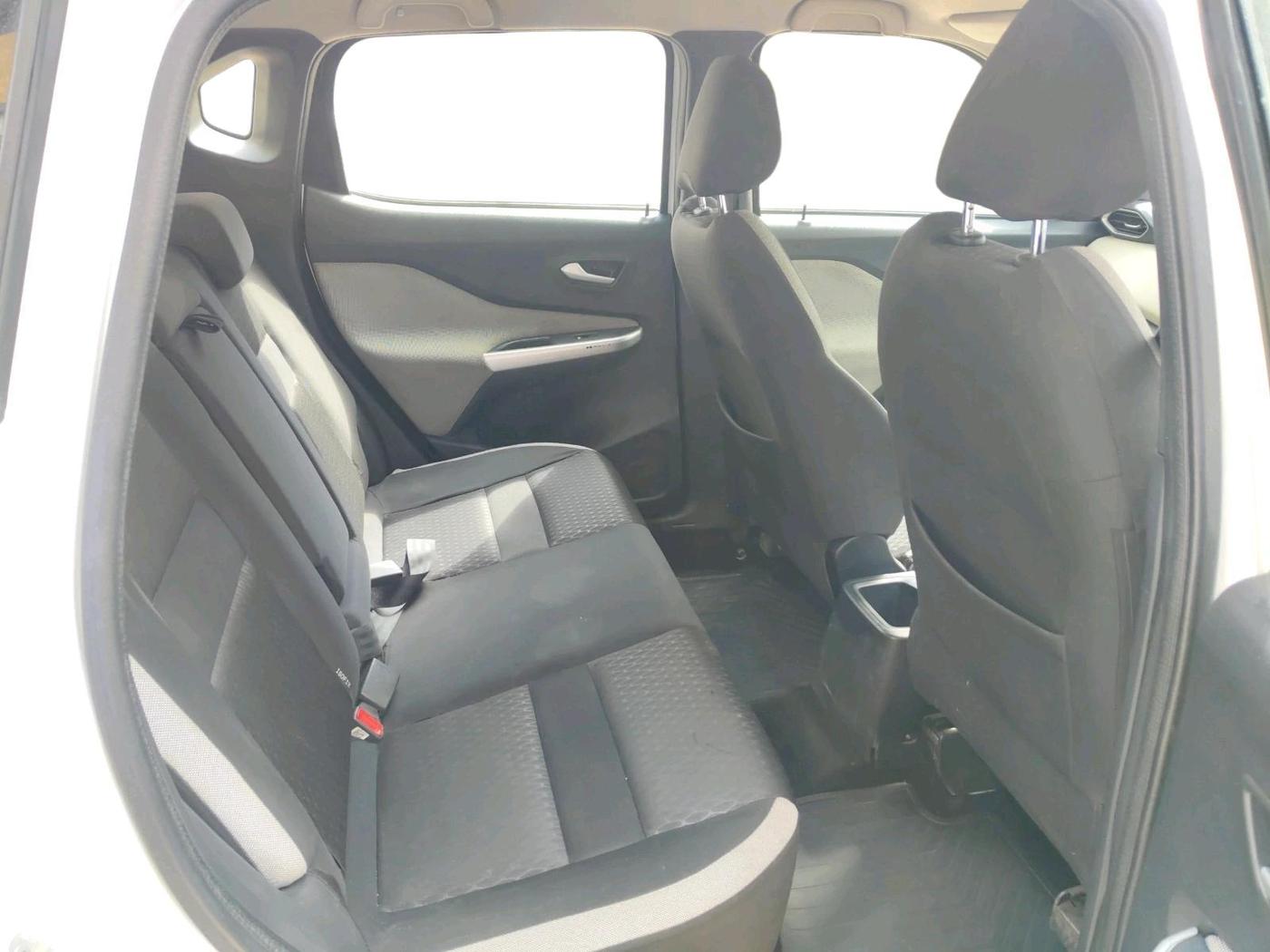 2023 Nissan MAGNITE XV MT, Petrol, Manual, 47,121 km, interior