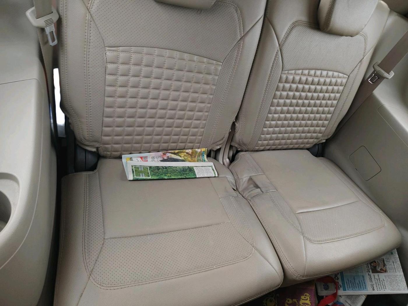 2023 Maruti Ertiga ZXi (O), Petrol, Manual, 29,444 km, interior