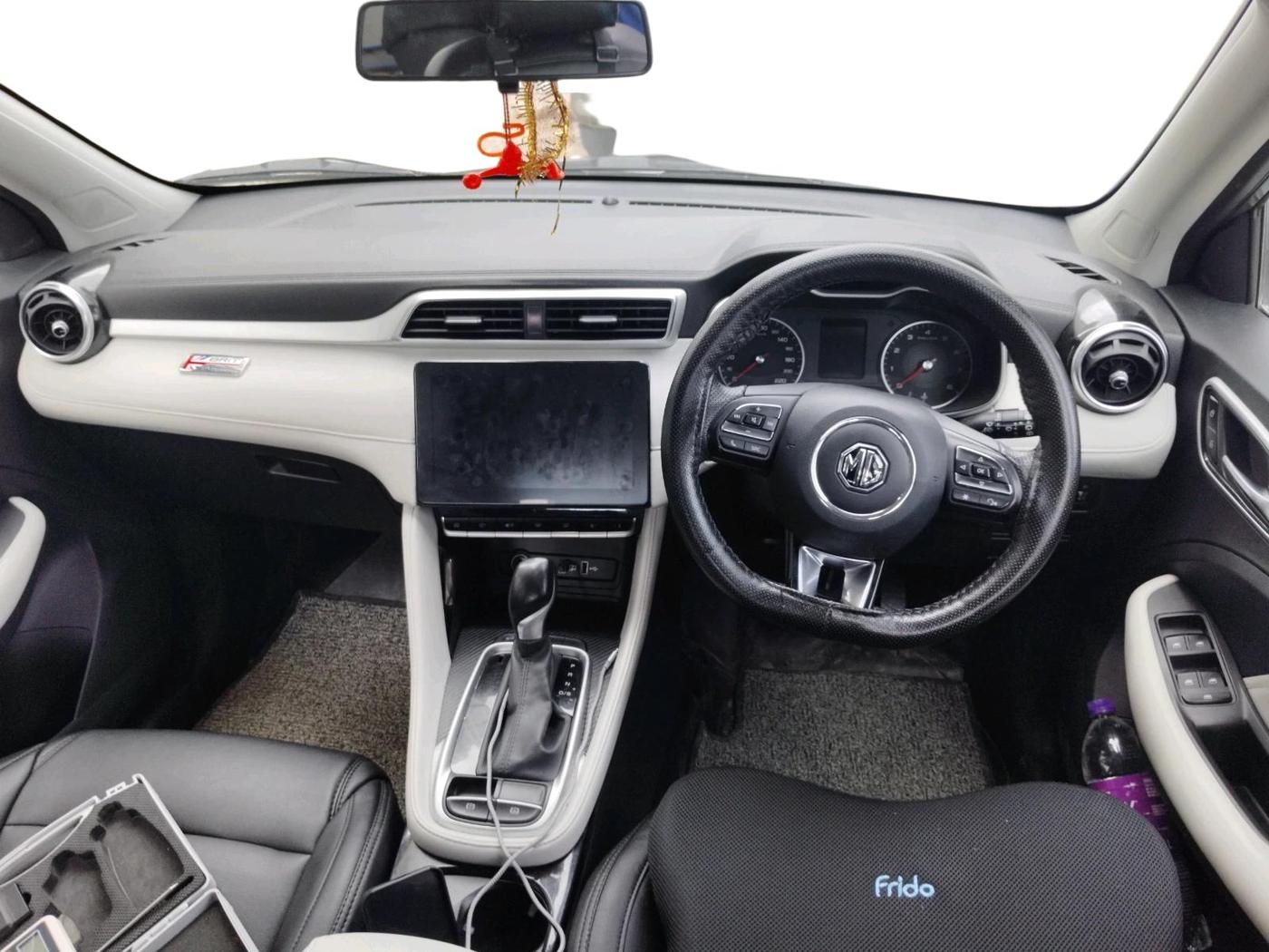 2022 MG ASTOR SUPER 1.5 CVT, Petrol, Automatic, 45,105 km, interior