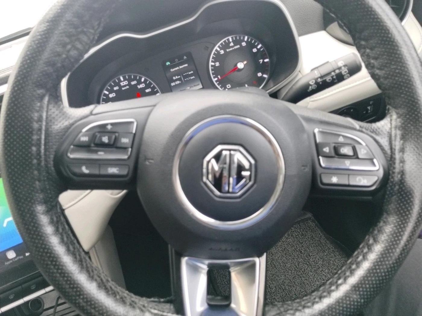 2022 MG ASTOR SUPER 1.5 CVT, Petrol, Automatic, 45,105 km, interior