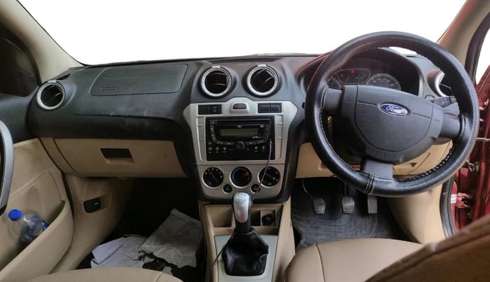 2014 Ford Fiesta TITANIUM DIESEL, Diesel, Manual, 1,77,896 km, interior