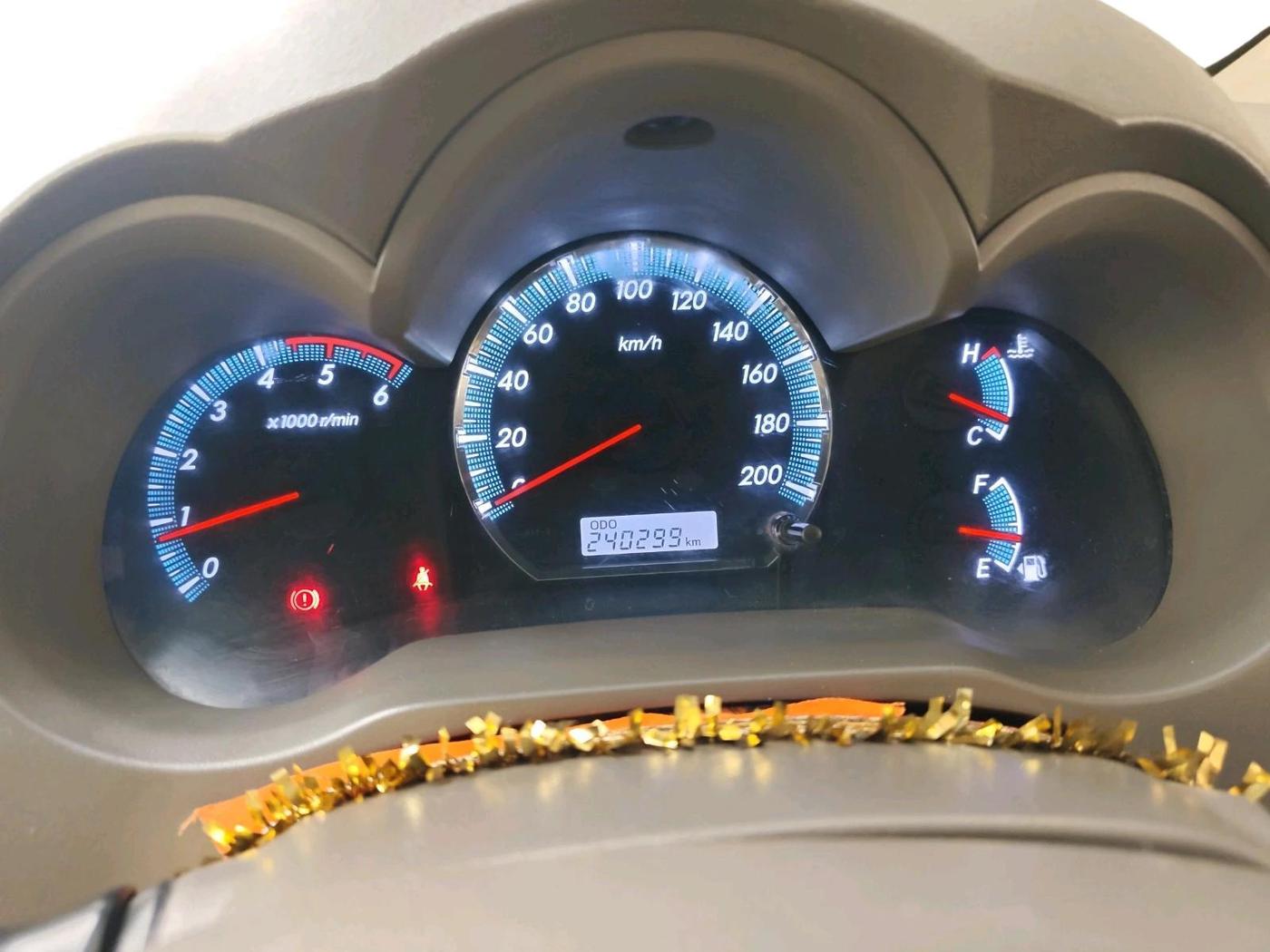 2012 Toyota Fortuner 3.0 4X4 MT, Diesel, Manual, 2,40,299 km, interior