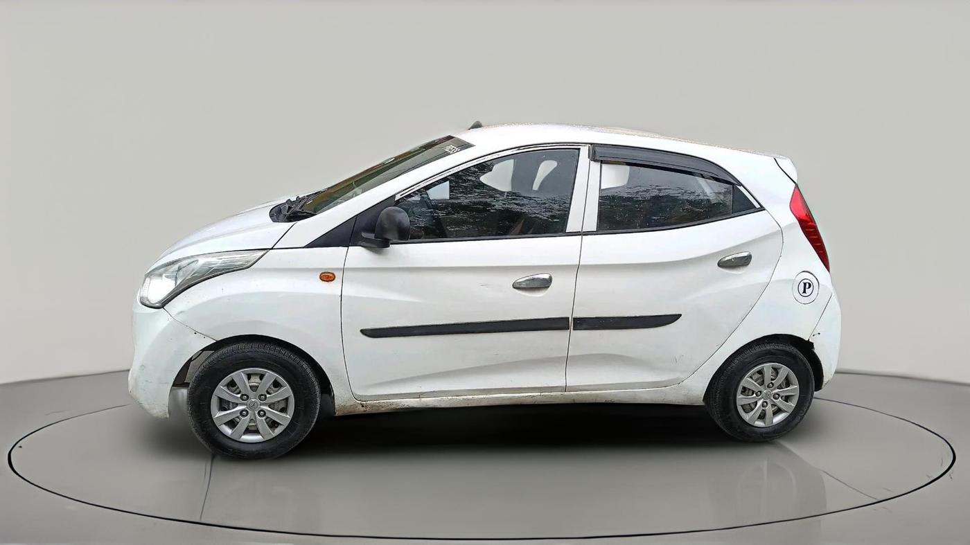 2016 Hyundai Eon ERA + LPG, Petrol, Manual, 1,06,668 km, exterior