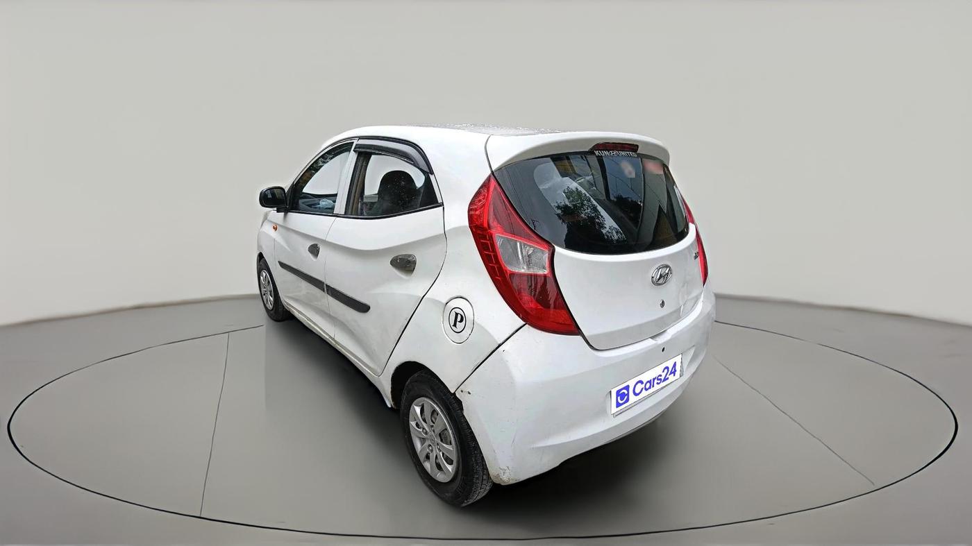2016 Hyundai Eon ERA + LPG, Petrol, Manual, 1,06,668 km, exterior