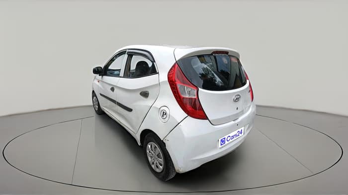 2016 Hyundai Eon ERA + LPG, Petrol, Manual, 1,06,668 km, exterior