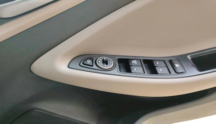 2020 Hyundai Elite i20 SPORTZ PLUS 1.2, Petrol, Manual, 23,059 km, interior