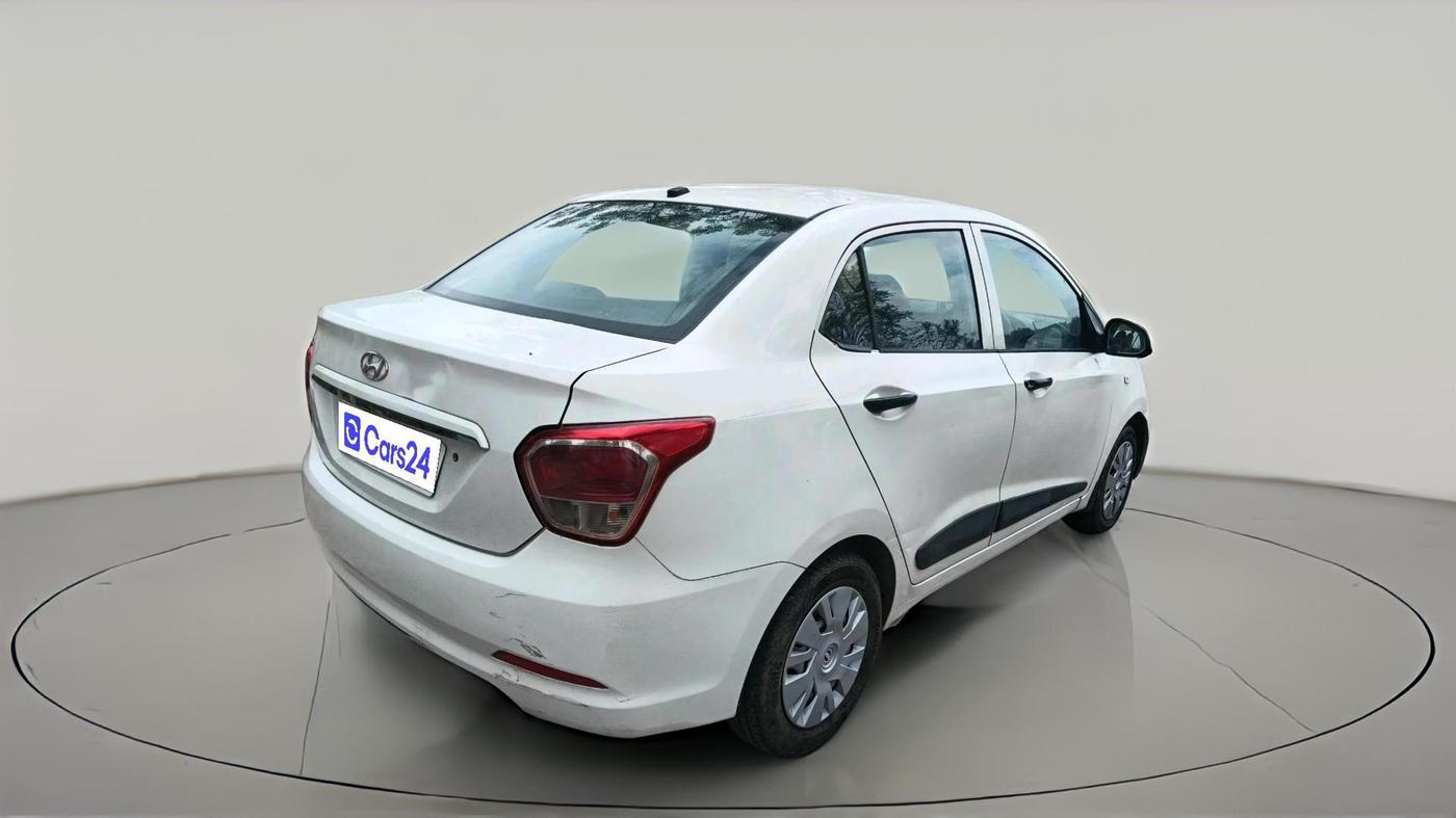 2017 Hyundai Xcent CRDI + ABS, Diesel, Manual, 1,23,869 km, exterior