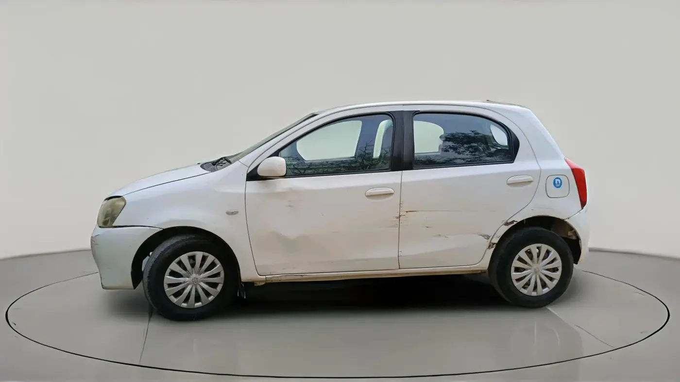2011 Toyota Etios Liva GD, Diesel, Manual, 1,32,998 km, exterior