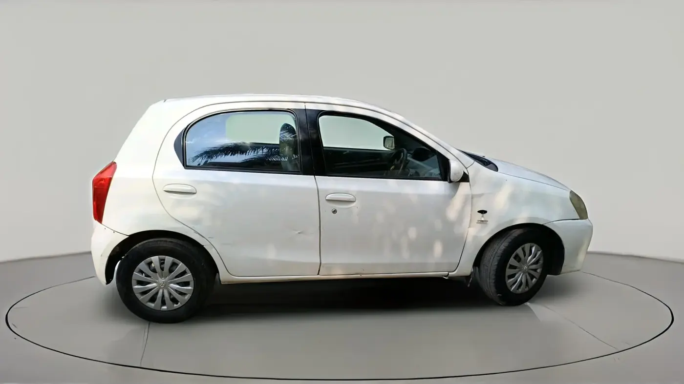 2011 Toyota Etios Liva GD, Diesel, Manual, 1,32,998 km, exterior