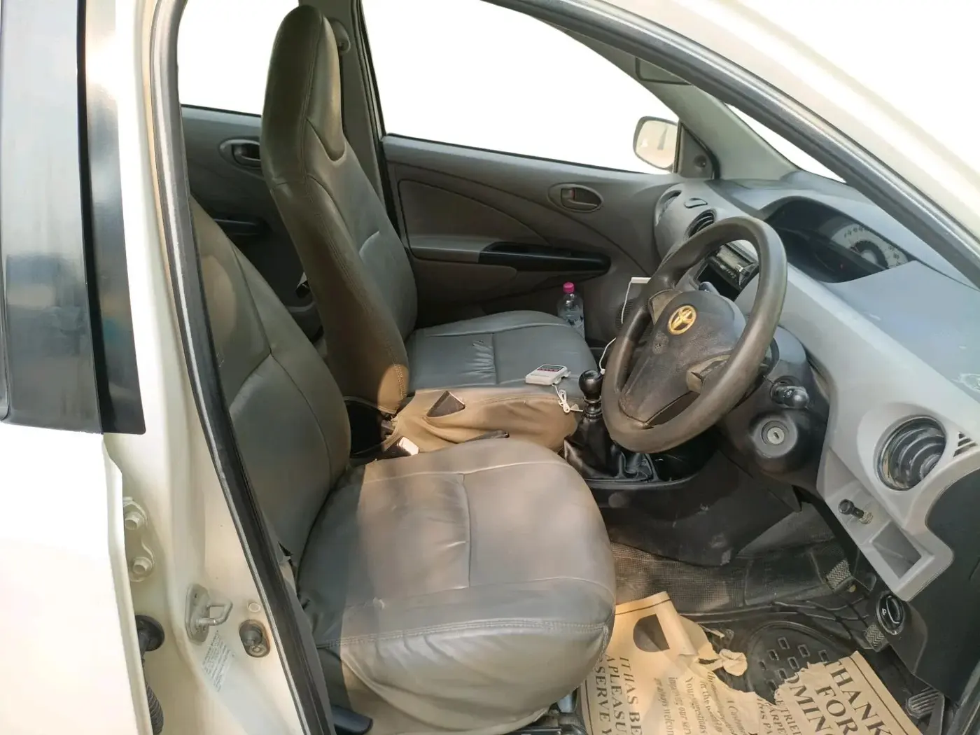 2011 Toyota Etios Liva GD, Diesel, Manual, 1,32,998 km, interior