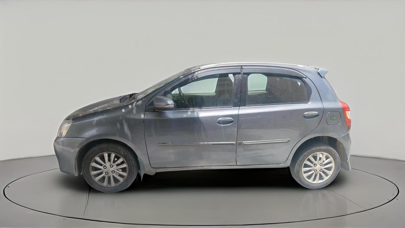 2013 Toyota Etios Liva V, Petrol, Manual, 82,283 km, exterior