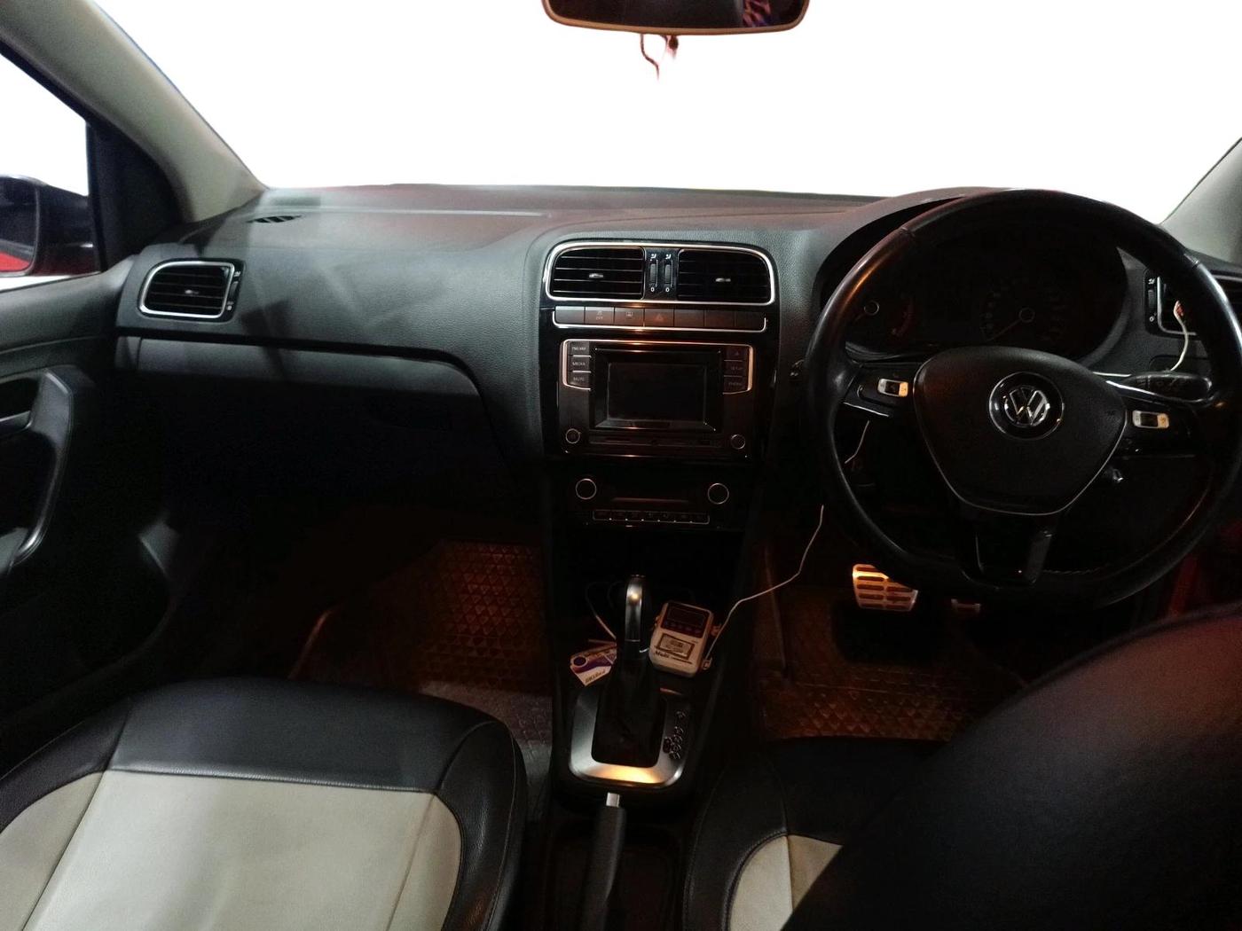 2016 Volkswagen Polo GT TSI AT, Petrol, Automatic, 94,349 km, interior