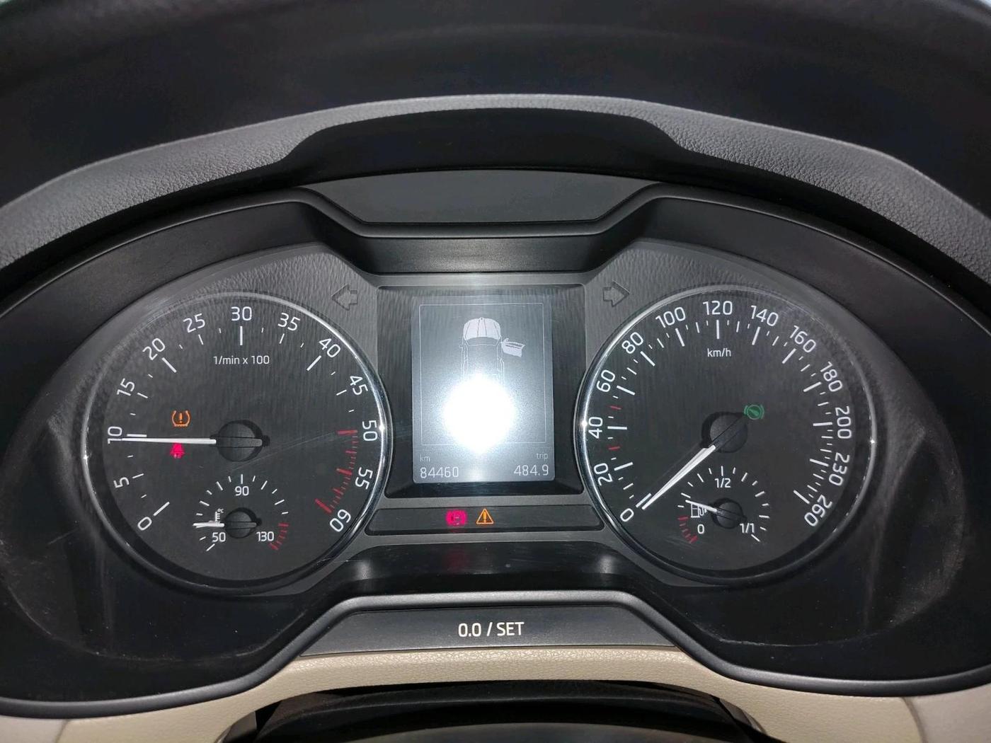 2015 Skoda Octavia ELEGANCE 2.0 TDI AT, Diesel, Automatic, 84,460 km, interior