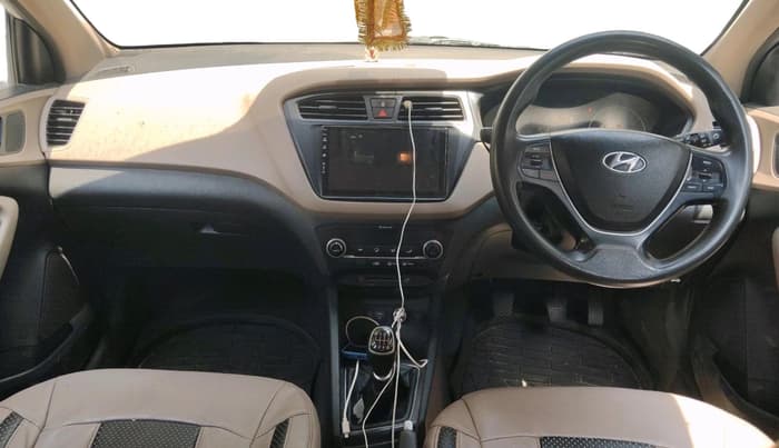 2015 Hyundai Elite i20 SPORTZ 1.4 CRDI, Diesel, Manual, 1,43,164 km, interior