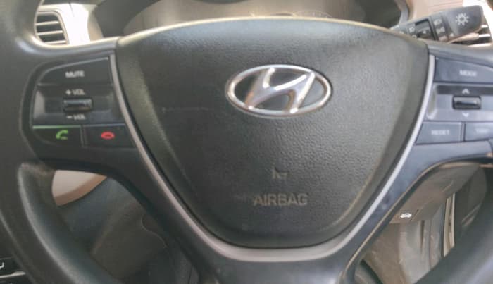 2015 Hyundai Elite i20 SPORTZ 1.4 CRDI, Diesel, Manual, 1,43,164 km, interior