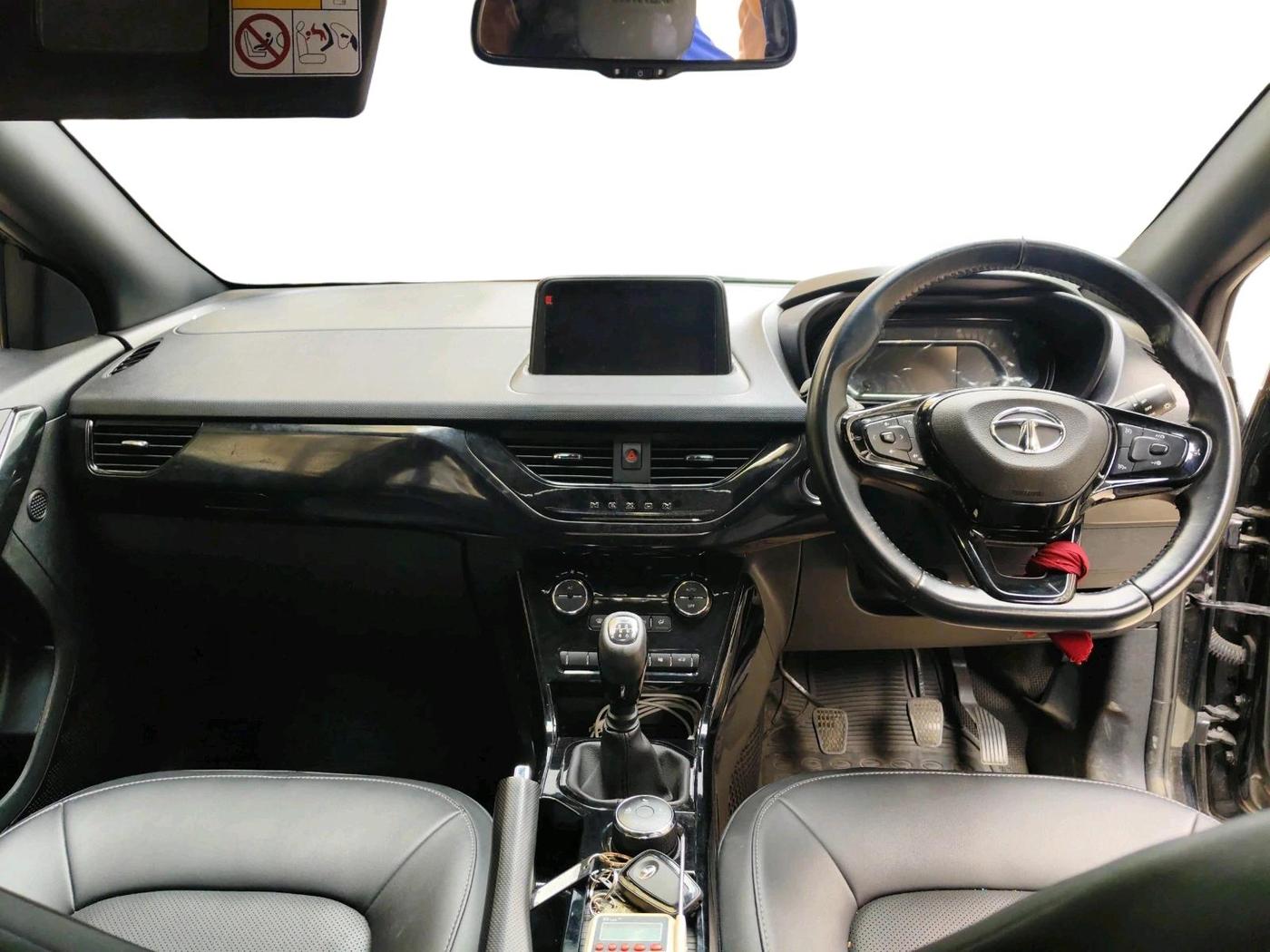 2022 Tata NEXON XZ PLUS (PREMIUM) DARK EDITION PETROL, Petrol, Manual, 29,270 km, interior