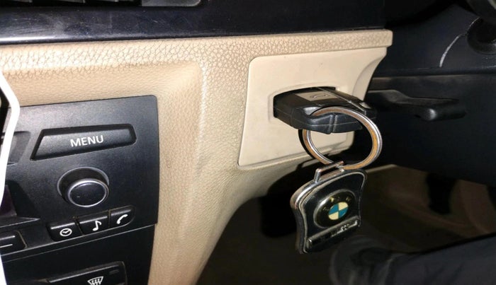 2011 BMW 3 Series 320d, Diesel, Automatic, 1,10,314 km, interior