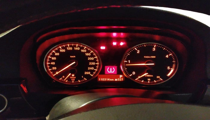 2011 BMW 3 Series 320d, Diesel, Automatic, 1,10,314 km, interior