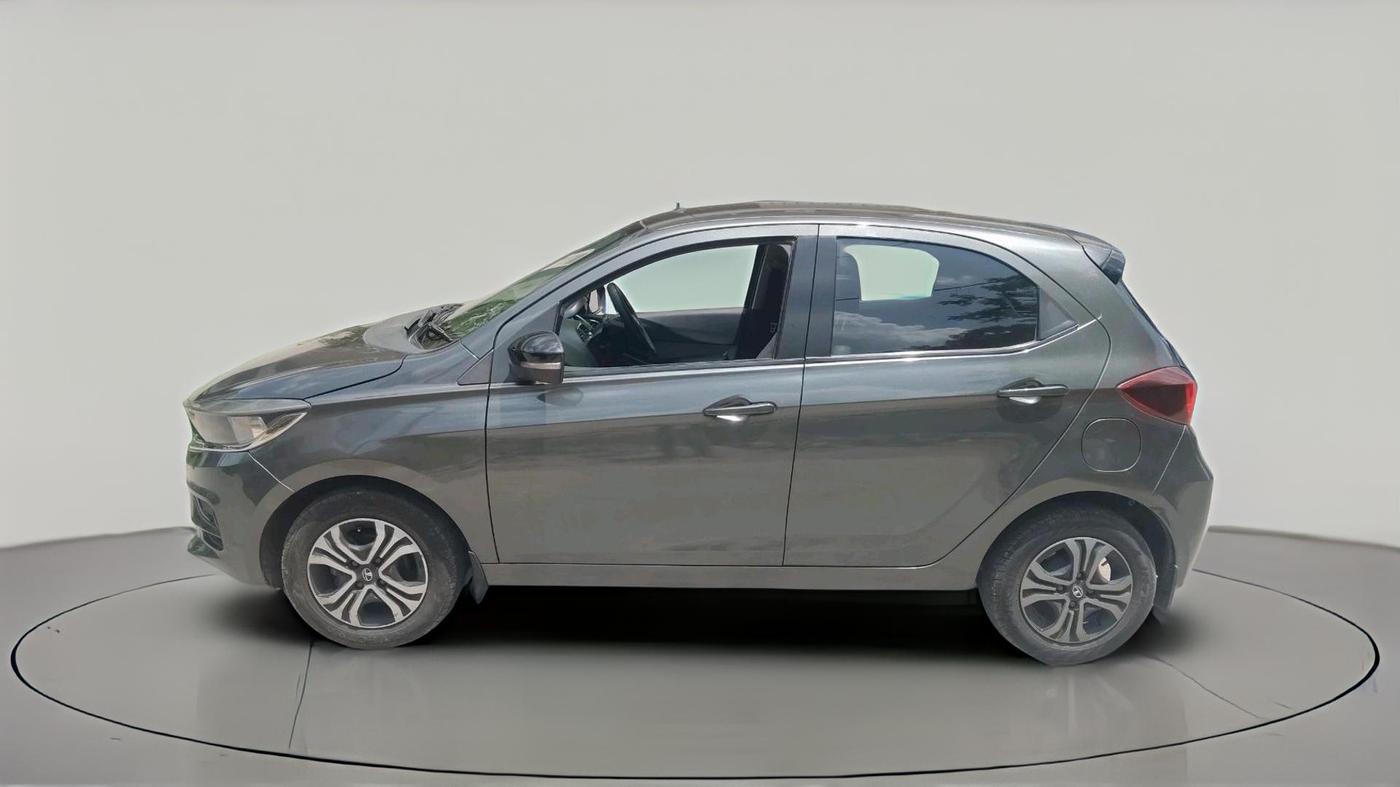 2023 Tata Tiago XTA PETROL, Petrol, Automatic, 63,606 km, exterior