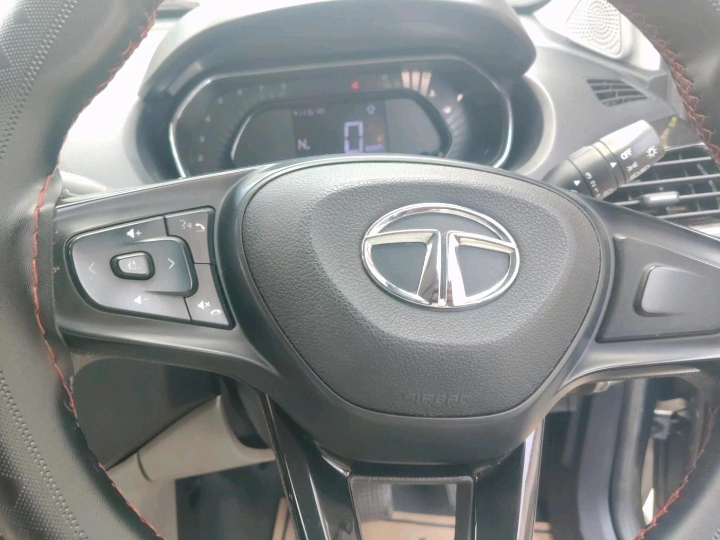 2023 Tata Tiago XTA PETROL, Petrol, Automatic, 63,606 km, interior